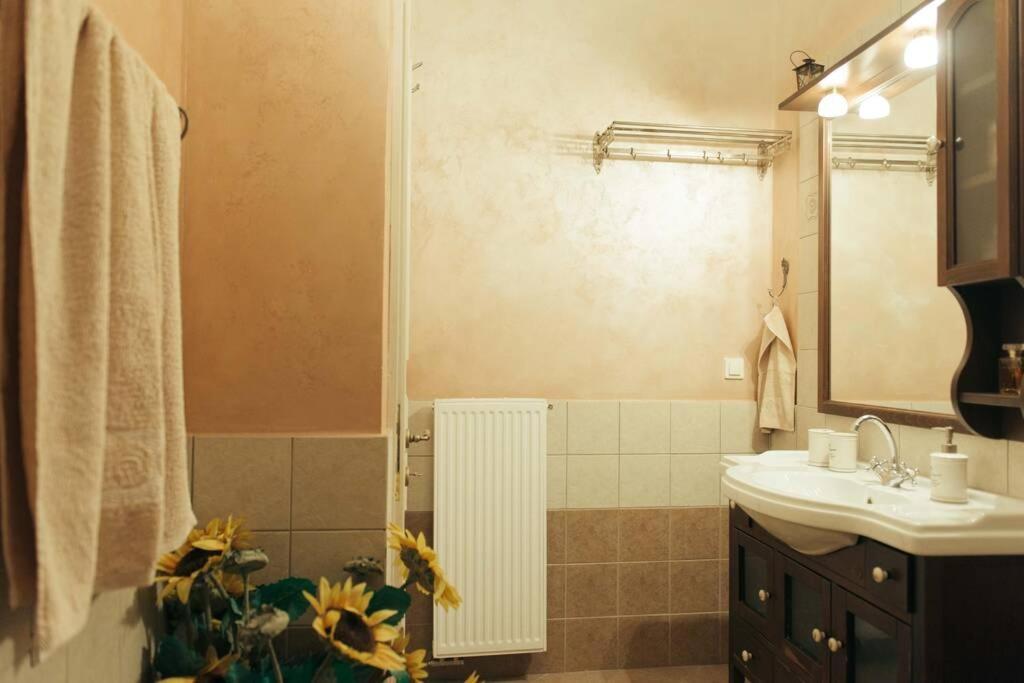 Apartment In Anakasia Overlooking Волос Екстер'єр фото